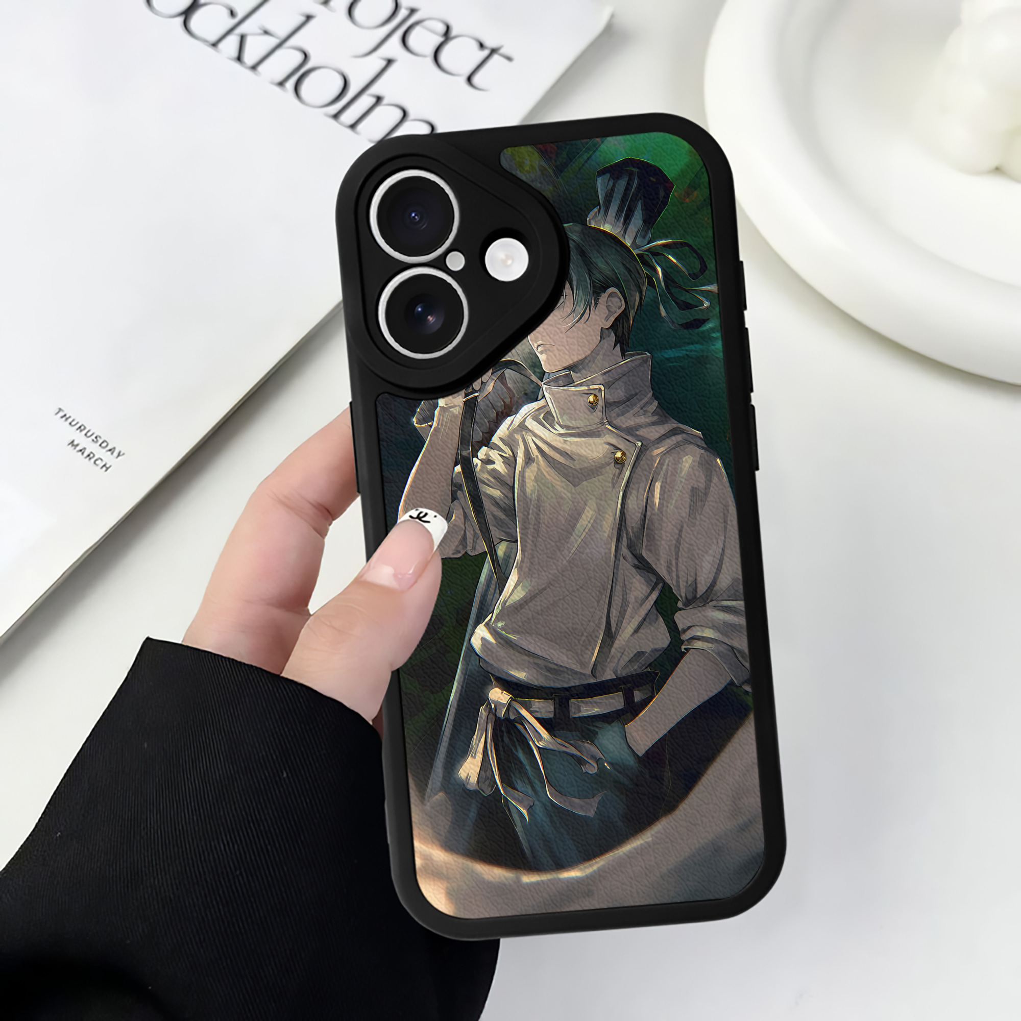 （画像用） 呪術廻戦 Jujutsu Kaisen 【iPhone 16シリーズ対応】シリコンスマホケース（レザー調） 材質：シリコン